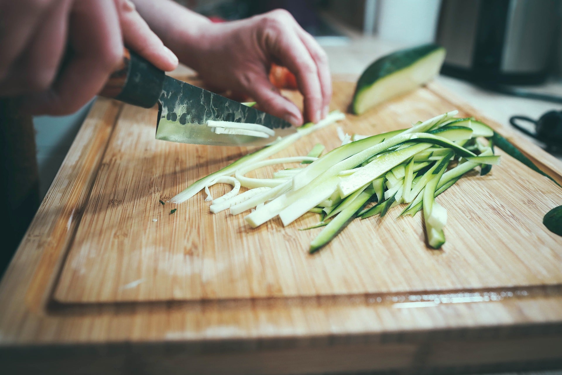 Bamboo Chopping Boards & How To Care For Them - Innoteck